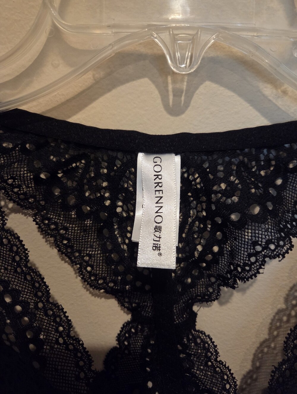 Front-close Racerback Lace Bra - Picture 5 of 9